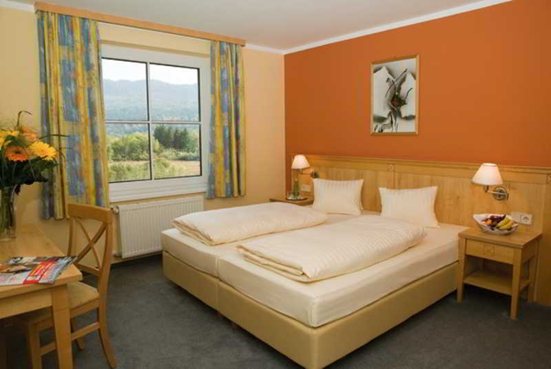 Sonnenhotel Hafnersee Keutschach am See Exterior foto